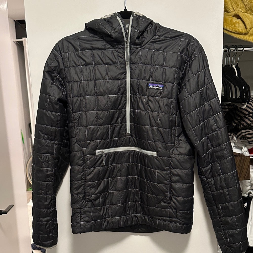 Patagonia Black Quilted Hooded Pullover Jacket